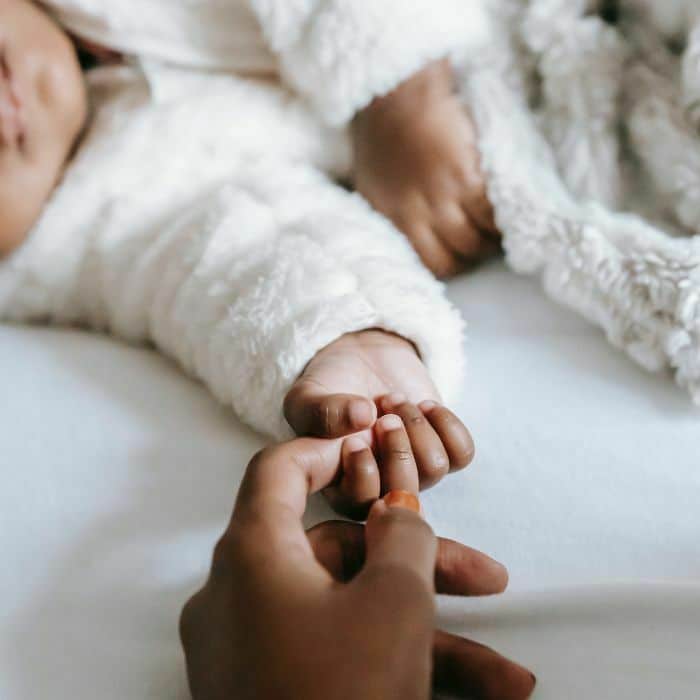 5 Easy Ways to Teach Your Baby about God